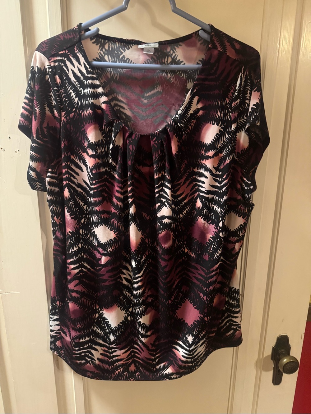Worthington Pink and Black Abstract Short Sleeve Blouse